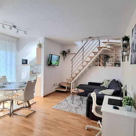 Family Style Apartment - Zágráb Kültér fotó
