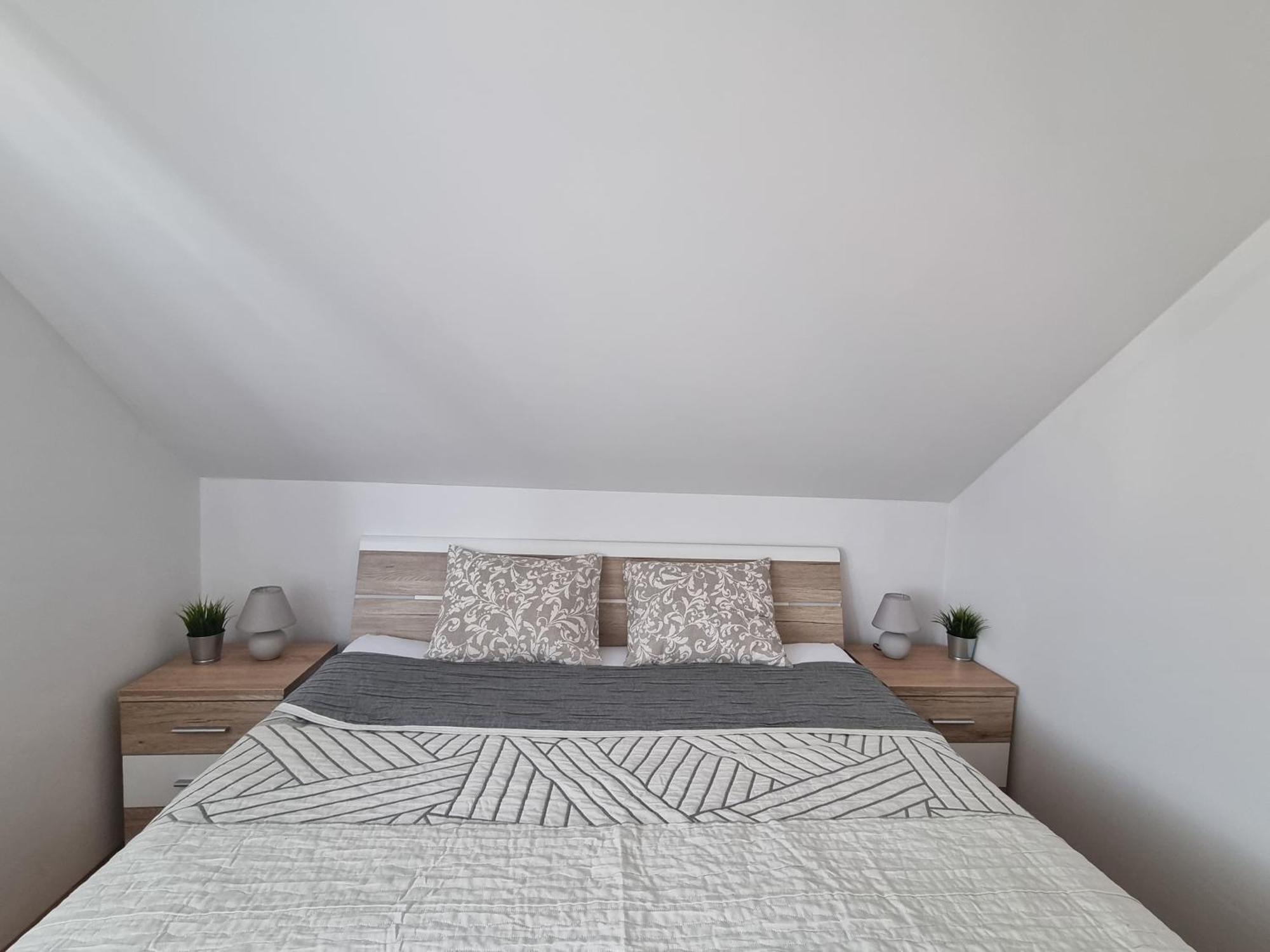 Apartment Family Style -